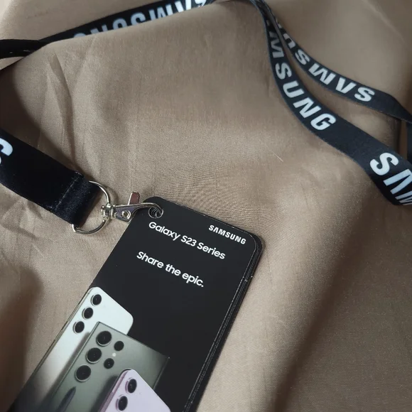 Samsung Shirt and Lanyard Set - Picture 9 of 10